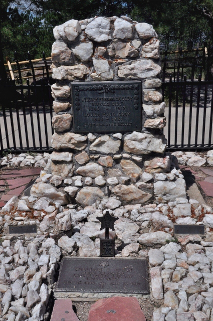 gravesite of Buffalo Bill Cody and wife